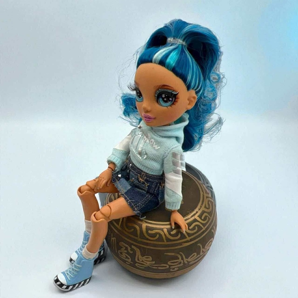 Rainbow High Skyler Bradshaw Series‎ 1 Blue Fashion Doll with Denim Skirt Hoodie